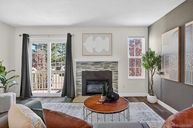 Foto del edificio - For Rent – $2,195/month | Stanton Farms Townhome in Littleton