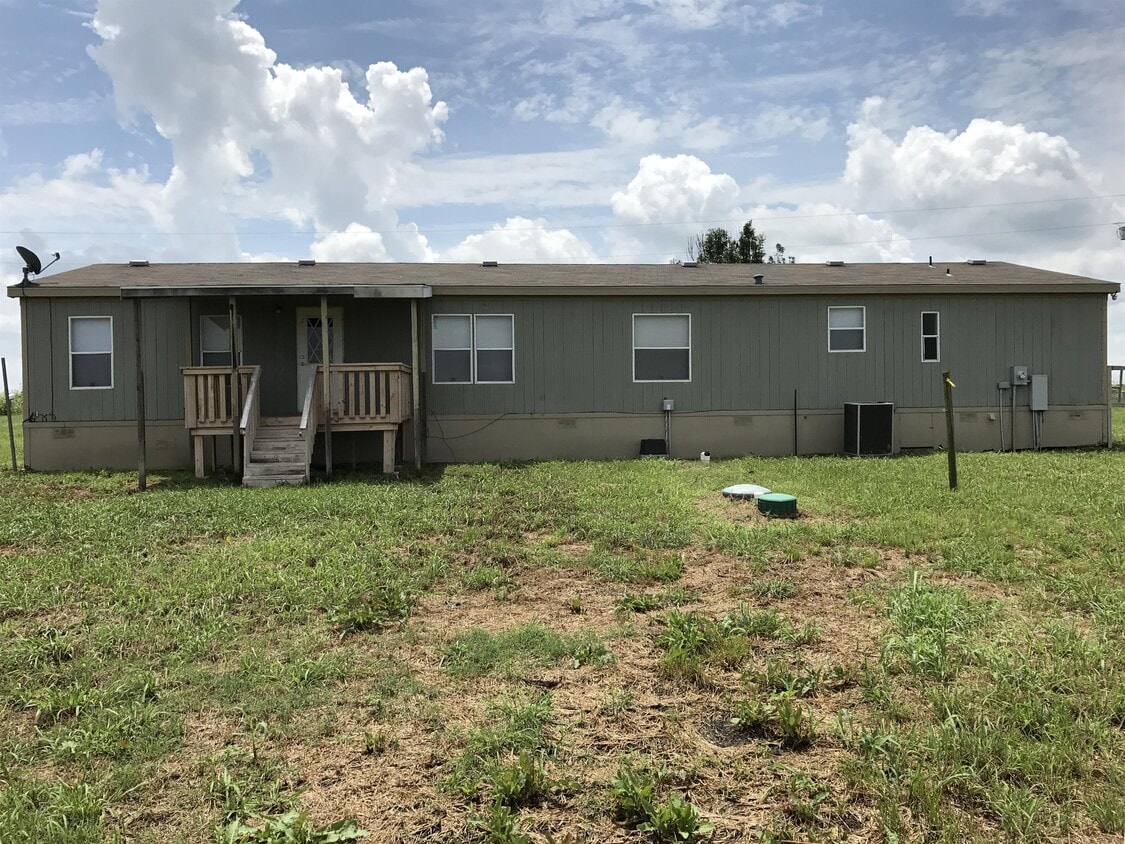 10168 Co Rd 4116, Kaufman, TX 75142 House for Rent in Kaufman, TX