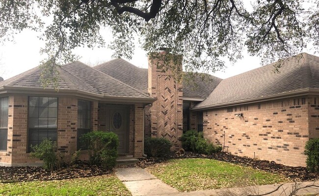 Building Photo - 506 Meadow Creek Dr