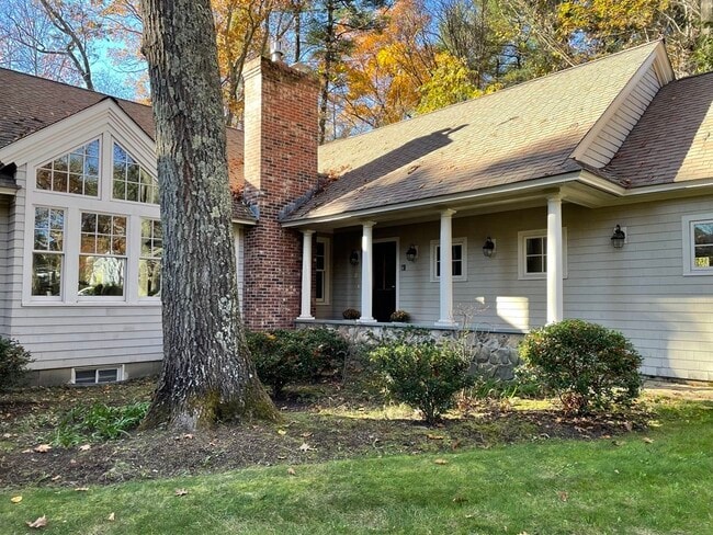 Building Photo - 33 Wildwood Dr