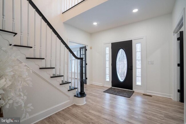 Building Photo - 8261 Tinsley Pl