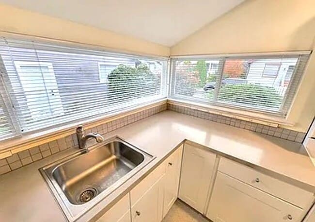 Building Photo - Adorable 2bed/1bath Auburn Home on Main St.
