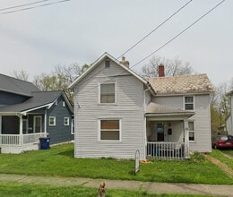 Building Photo - 260 N 5th St