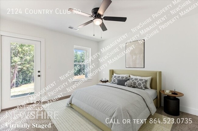 Building Photo - 2124 Country Club Rd