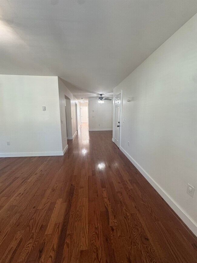 Foto del edificio - 123 Orient Ave
