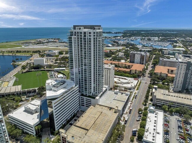 Foto del edificio - 301 1st St S