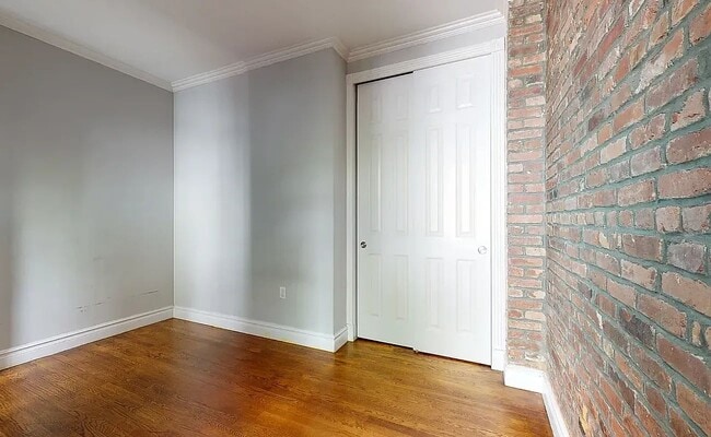 Building Photo - 410 East 13th Street