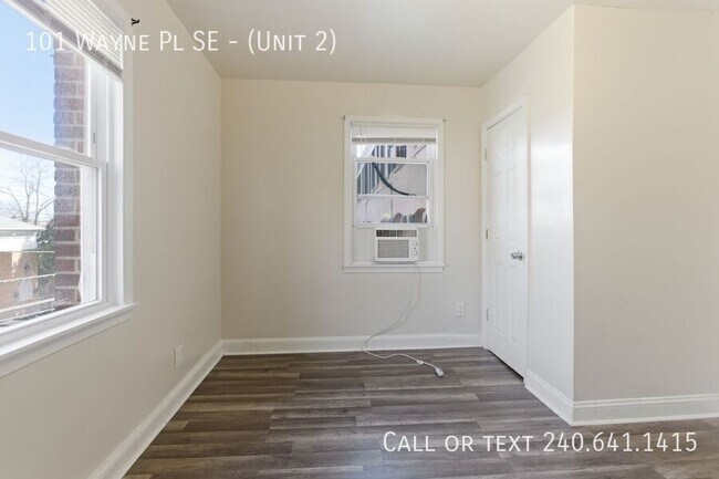 Foto del edificio - 101 Wayne Pl SE