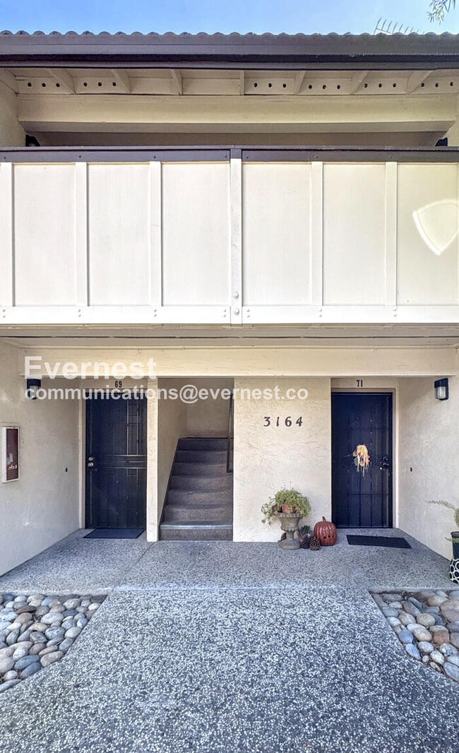 Building Photo - 3164 Kimber Ct Building Photo - 3164 Kimber Ct