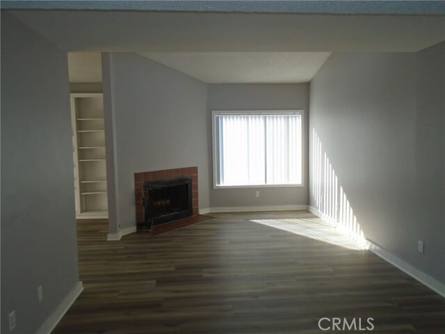 Foto del edificio - 9361 Shadowood Dr