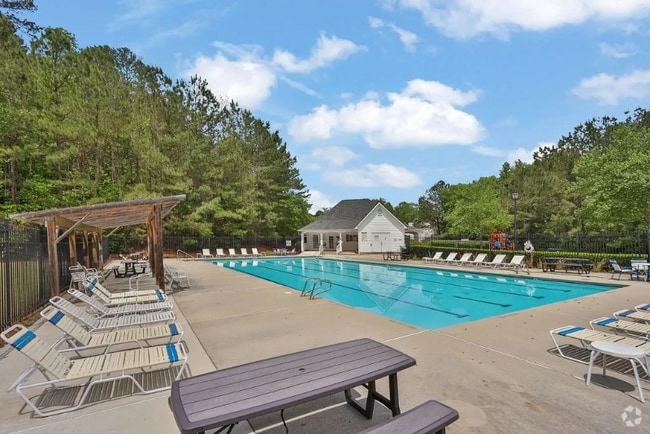 Building Photo - 2582 Oak Bluff Dr