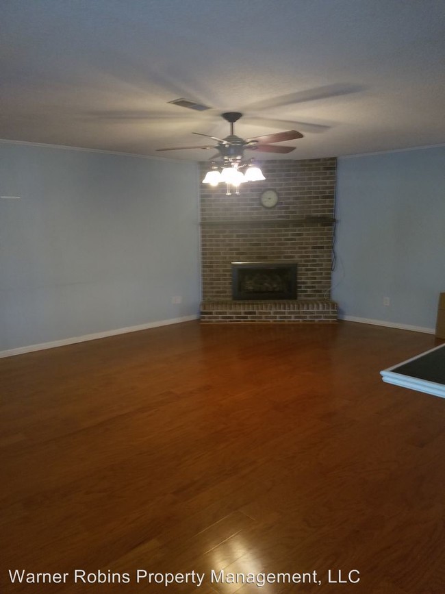 Building Photo - 3 br, 2 bath House - 105 Stonefield Ct