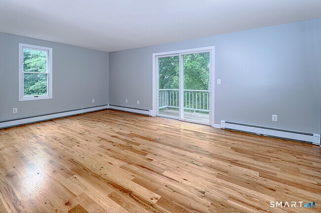 Building Photo - 708 Black Rock Tpke