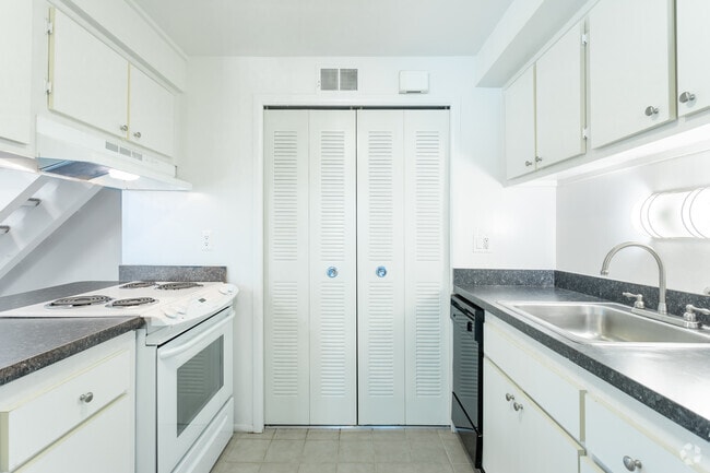 Interior Photo - Pine Valley