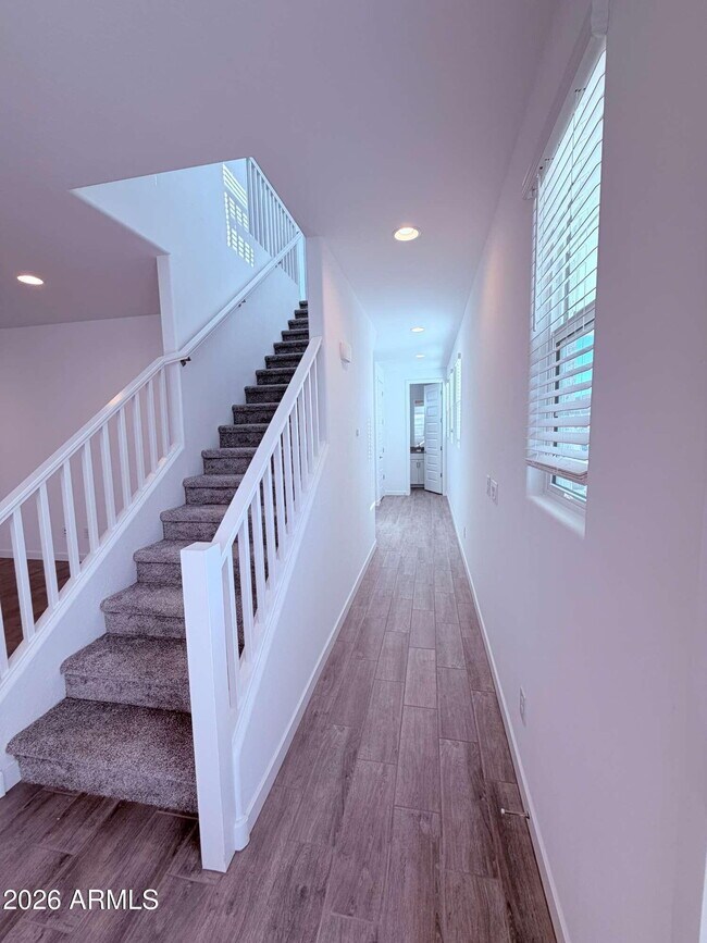 Foto del edificio - 10126 E Ulysses Ave