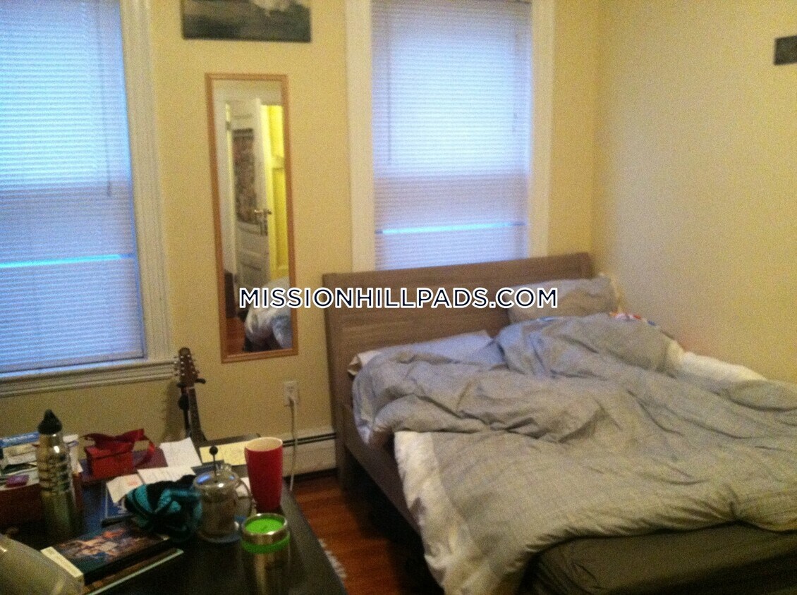 Foto principal - 12 Bucknam St