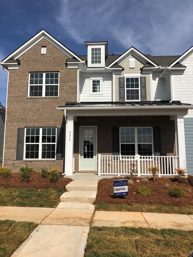 Primary Photo - 9215 Gladden Ct
