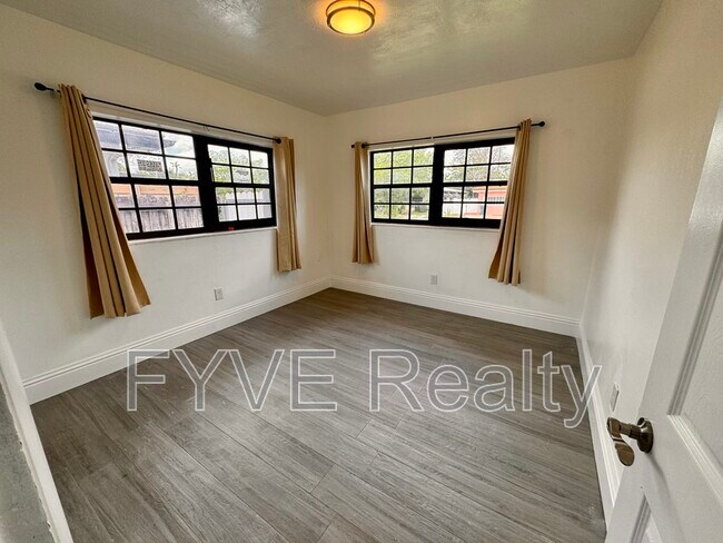 Foto del edificio - 1140 NE 110th Terrace