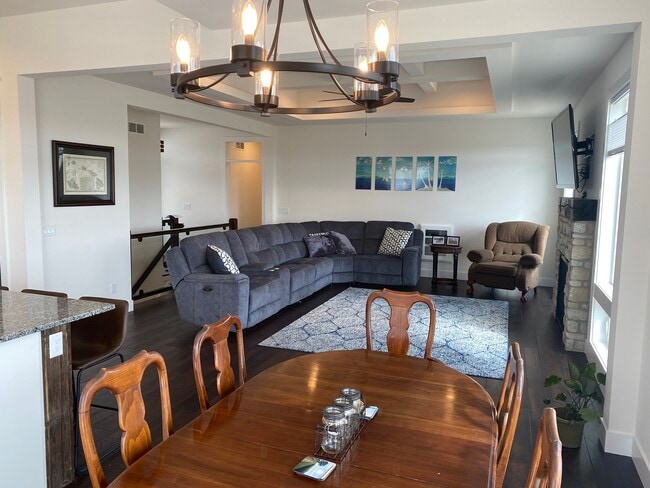 Building Photo - 2913 Latigo Trce