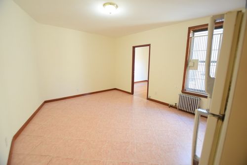 Foto del edificio - 210 Dahill Rd