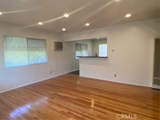 Foto del edificio - 415 N 2nd St