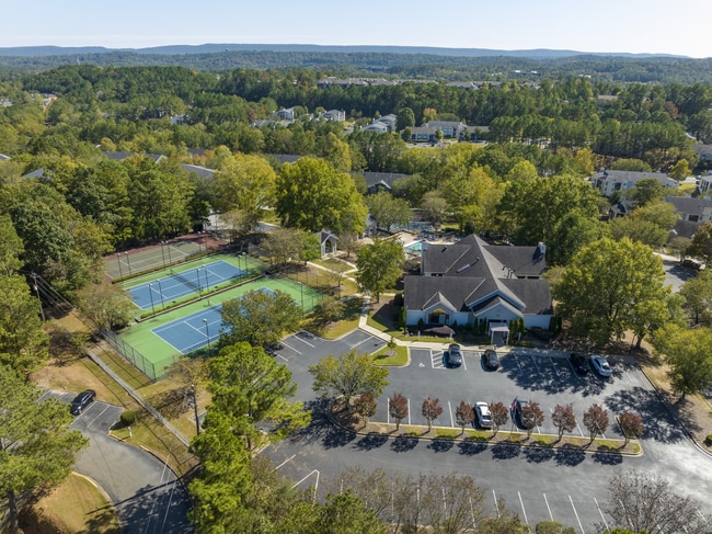 Building Photo - Park at Hoover