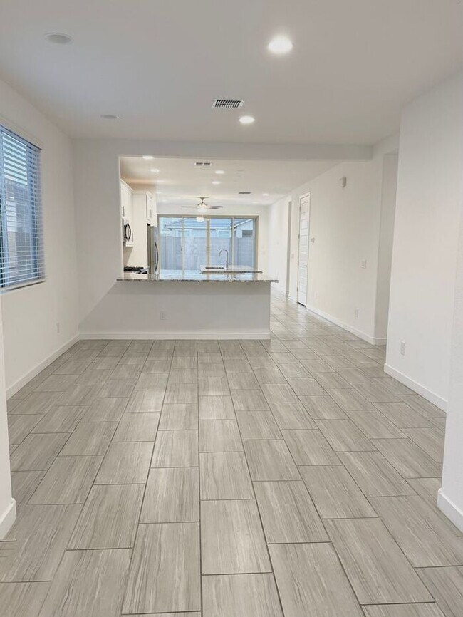 Foto del edificio - Desirable Neighborhood! 3 Bedroom 2 Bathro...