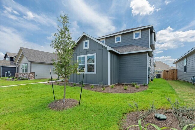 Foto del edificio - 512 Clearlake Dr