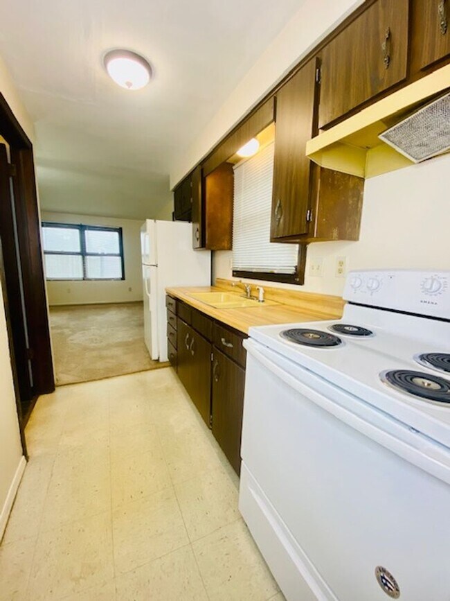Foto del edificio - 420 S Maple Ave