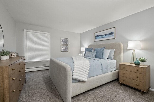 Foto del edificio - Huntington House Apartments