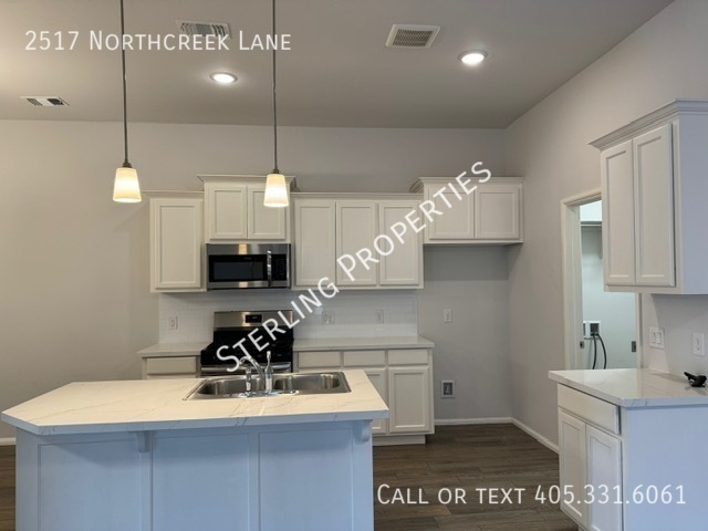 Foto del edificio - 2517 Northcreek Ln