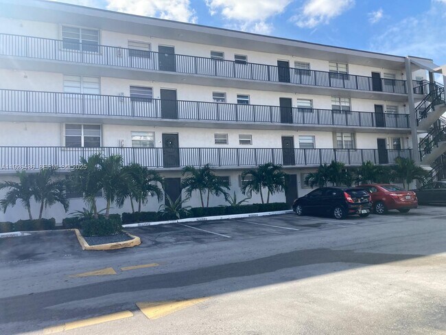 Foto del edificio - 14155 SW 87th St