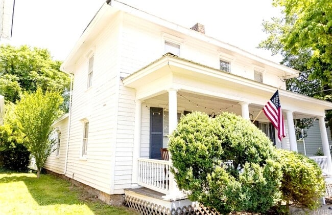 Foto del edificio - 614 Norwood St