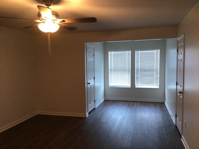 Building Photo - 1284 Candora St