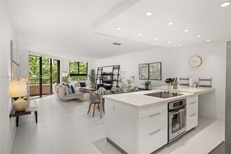 Building Photo - 101 Crandon Blvd