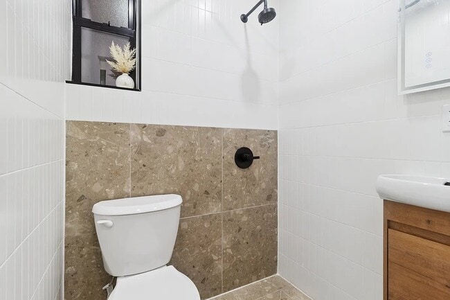 Foto del edificio - 176 Rivington St