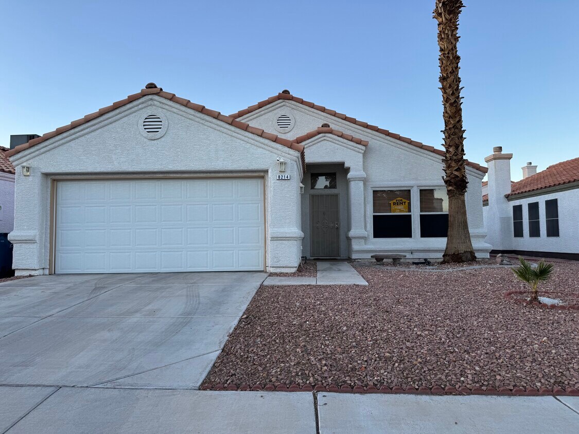 Foto principal - 8214 James Grayson Dr
