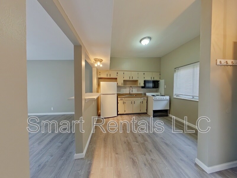 Foto principal - 4304 Fairview Ave