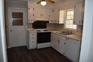 Building Photo - 2210 Mura Dr
