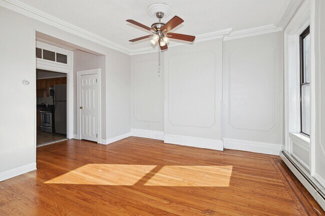 Building Photo - 282 4th St