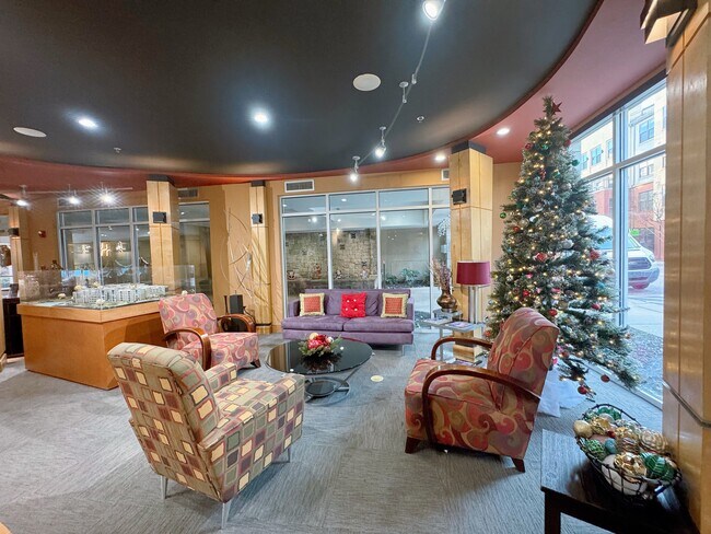 Foto del edificio - 390 17th St NW