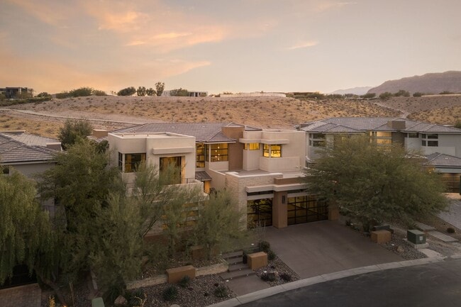 Foto del edificio - Exceptional 3-Bedroom Home in the Ridges