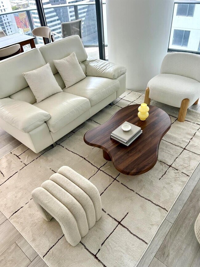 Foto del edificio - 55 SW 9th St