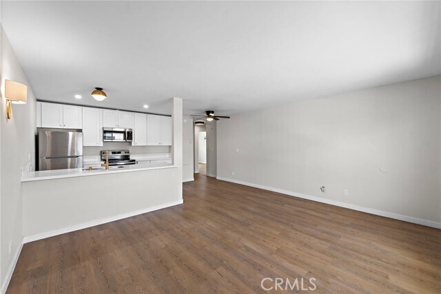 Foto del edificio - 6679 Linda Vista Rd