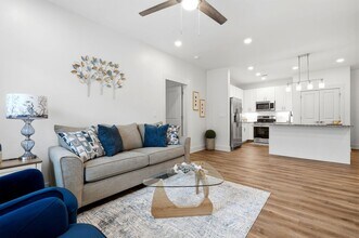 Interior Photo - Abri At West Iris