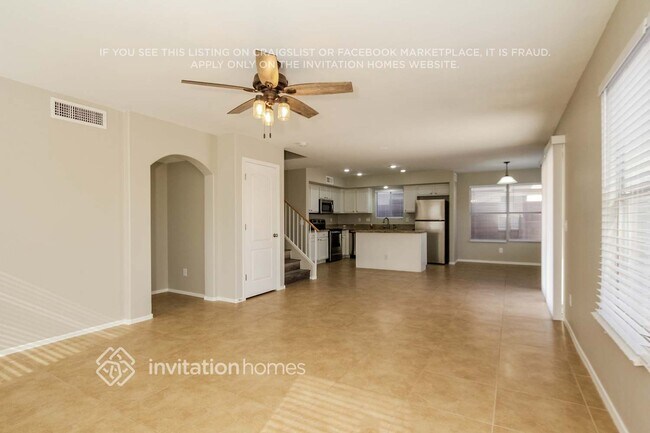 Building Photo - 9825 W Tonopah Dr