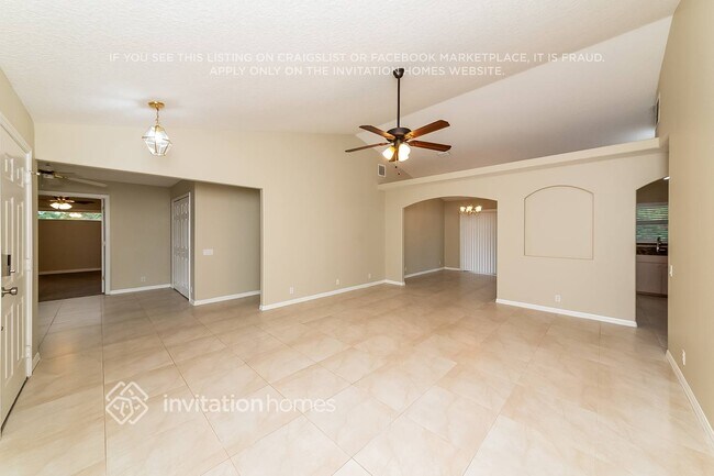 Foto del edificio - 7348 Linden Ln