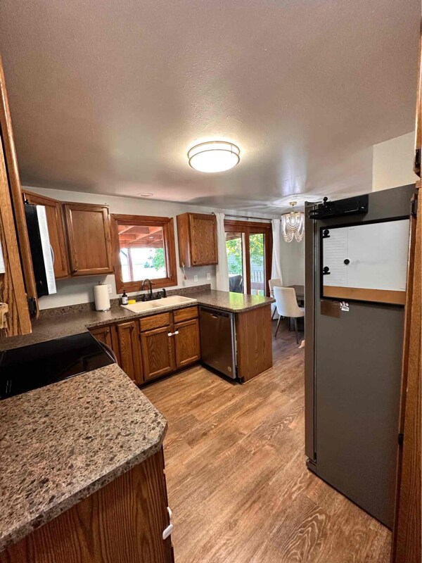 Foto del edificio - 712 25th Ave NE