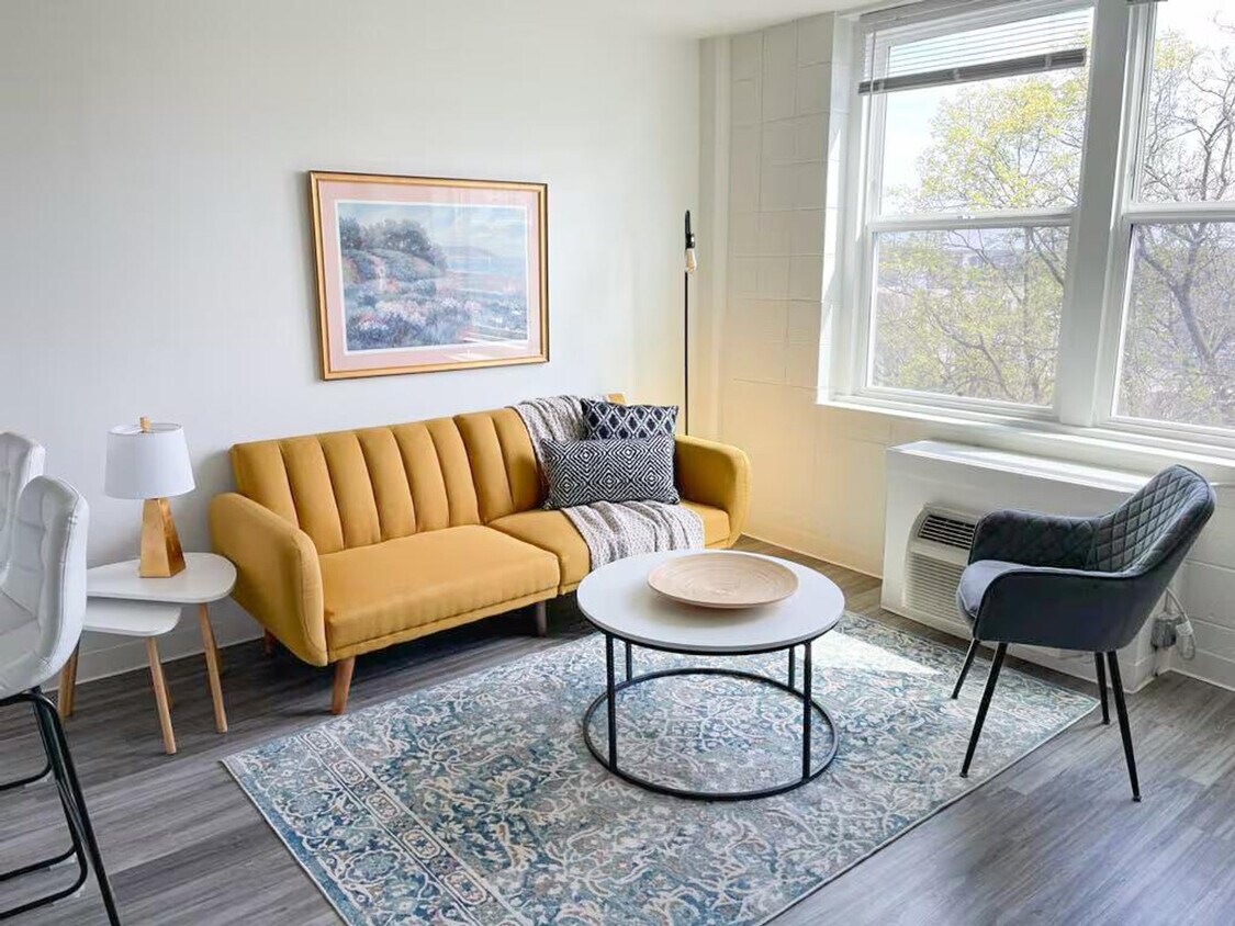 Foto principal - 2515 Burnet Ave