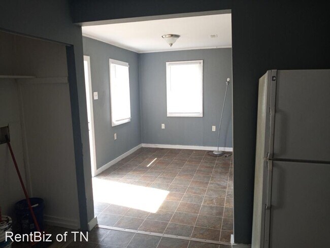 Building Photo - 3 br, 1 bath House - 3143 Johnston St